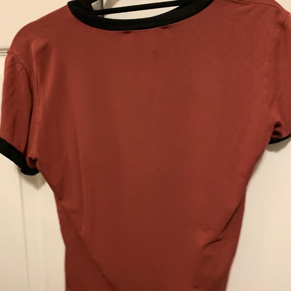 Giraffe Tee - Picture 2 of 2